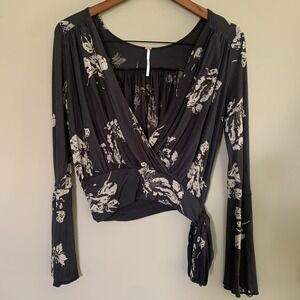 Free People Fiona Bell Sleeve Wrap Top Waist Tie Size XS Brown Blouse EUC